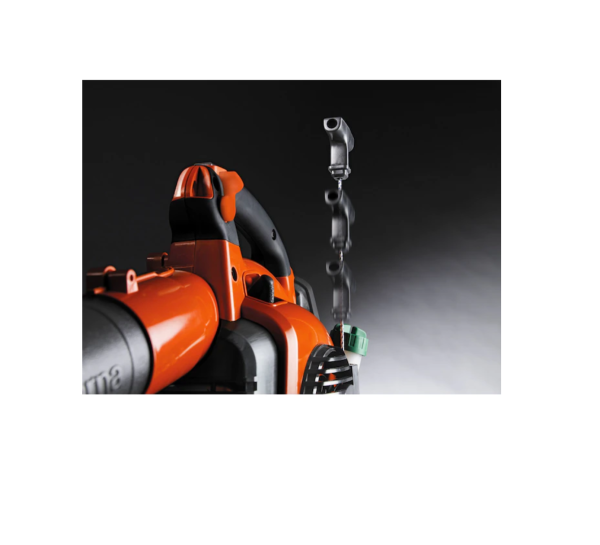 28cc 2-Cycle Handheld Gas Leaf Blower, 170 MPH, 470 CFM, with Vacuum Kit
