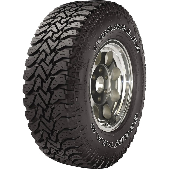 Goodyear Wrangler Authority A/T All Season Tire 31X10.50R15LT 109Q
