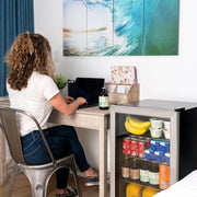 View 2026 Newair Refrigerador de Bebidas Independiente de Acero Inoxidable – 126 Latas – 18,9" image 6