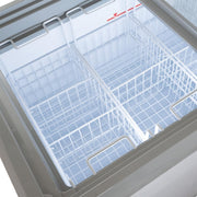 View GastroHero Eiscreme Gefriertruhe 284 Liter Tiefkühltruhe LED Beleuchtung Schiebeglasdeckel Rollen Gefrierschrank Gewerbe Eis Truhe Verkauf –18 °C image 5