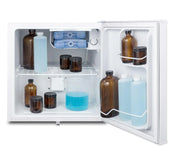 View Compact refrigerator freezer, suitable for general use, with a white appearance, equipped with a NIST calibrated thermometer, manual defrosting device, hospital-grade power cord and front locking mechanism. image 2
